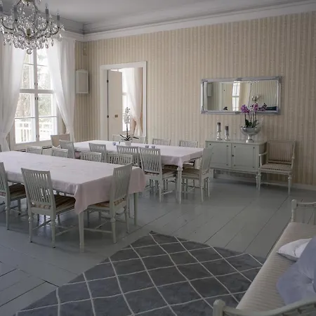 Szálloda Villilan Kartano Emma 3*